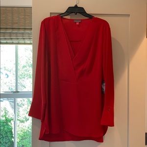 Vince Camuto Red Tunic Blouse. Large NWT
